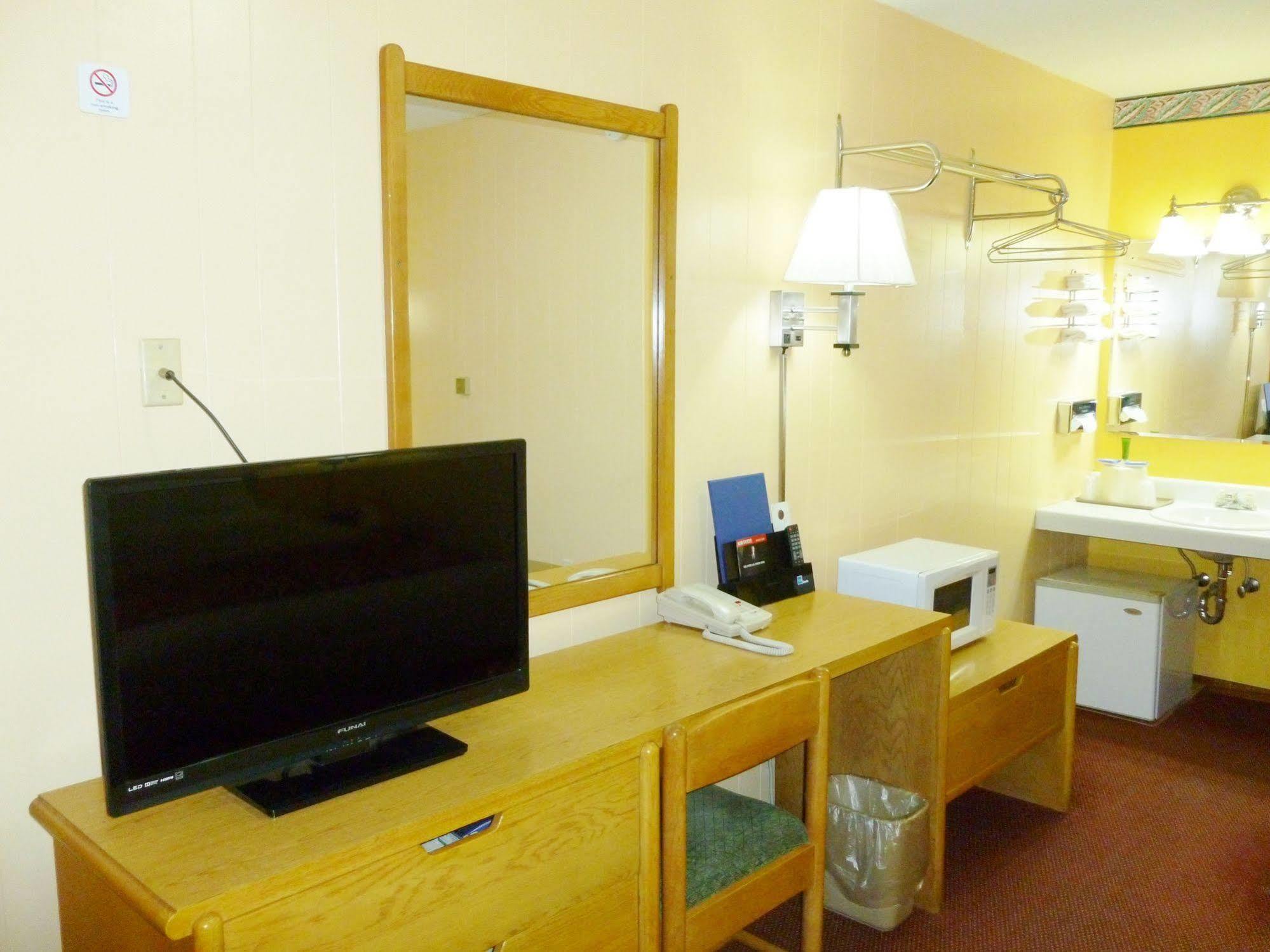 Royal Rest Motel Chariton Exteriér fotografie