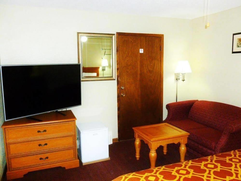 Royal Rest Motel Chariton Exteriér fotografie