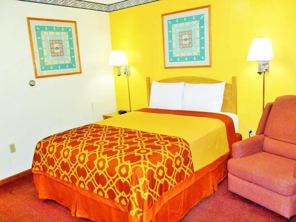 Royal Rest Motel Chariton Exteriér fotografie